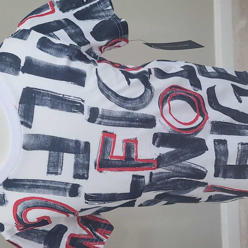 Tommy Hilfiger shirt - Picture 2 of 3